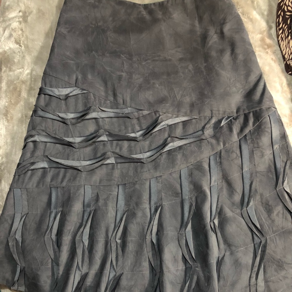 Size 12 Zoe lined knee length skirt!